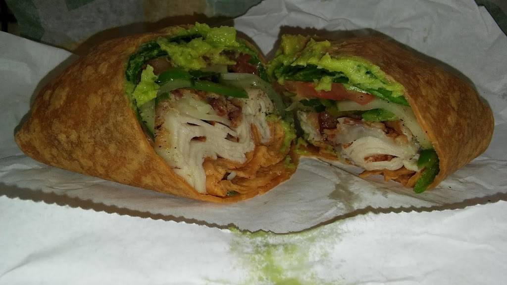 Subway | restaurant | 10820 N Kings Hwy, Myrtle Beach, SC 29572, USA | 8434973760 OR +1 843-497-3760