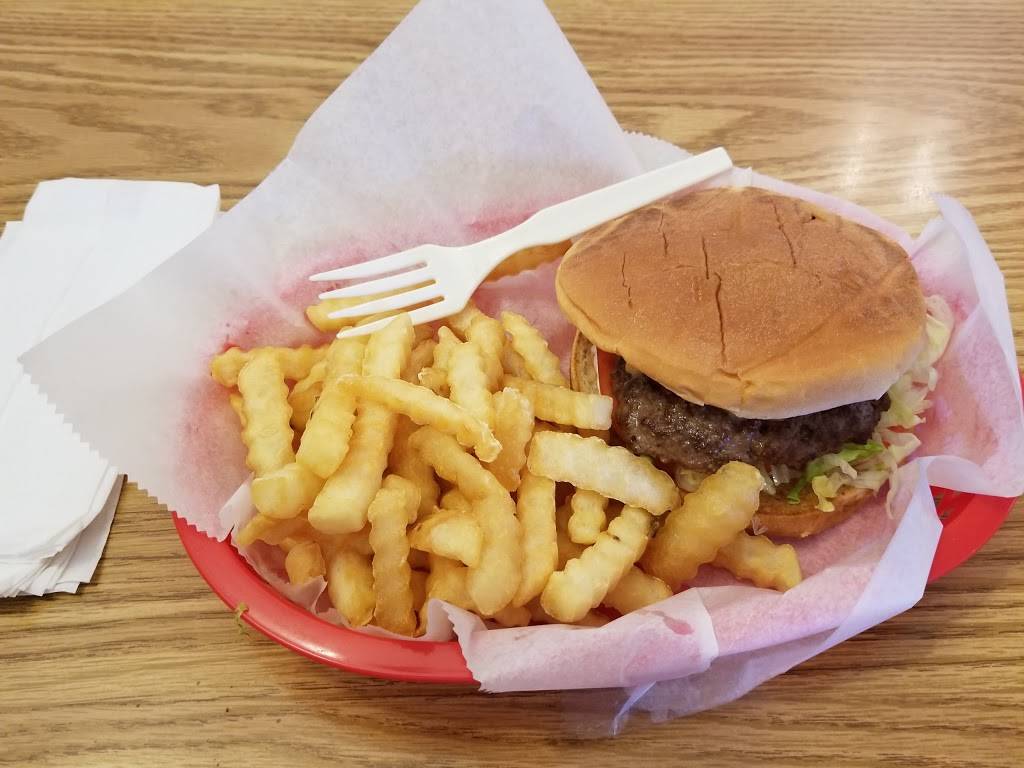 Chriss | restaurant | 3453 NC-87, Graham, NC 27253, USA | 3363763700 OR +1 336-376-3700