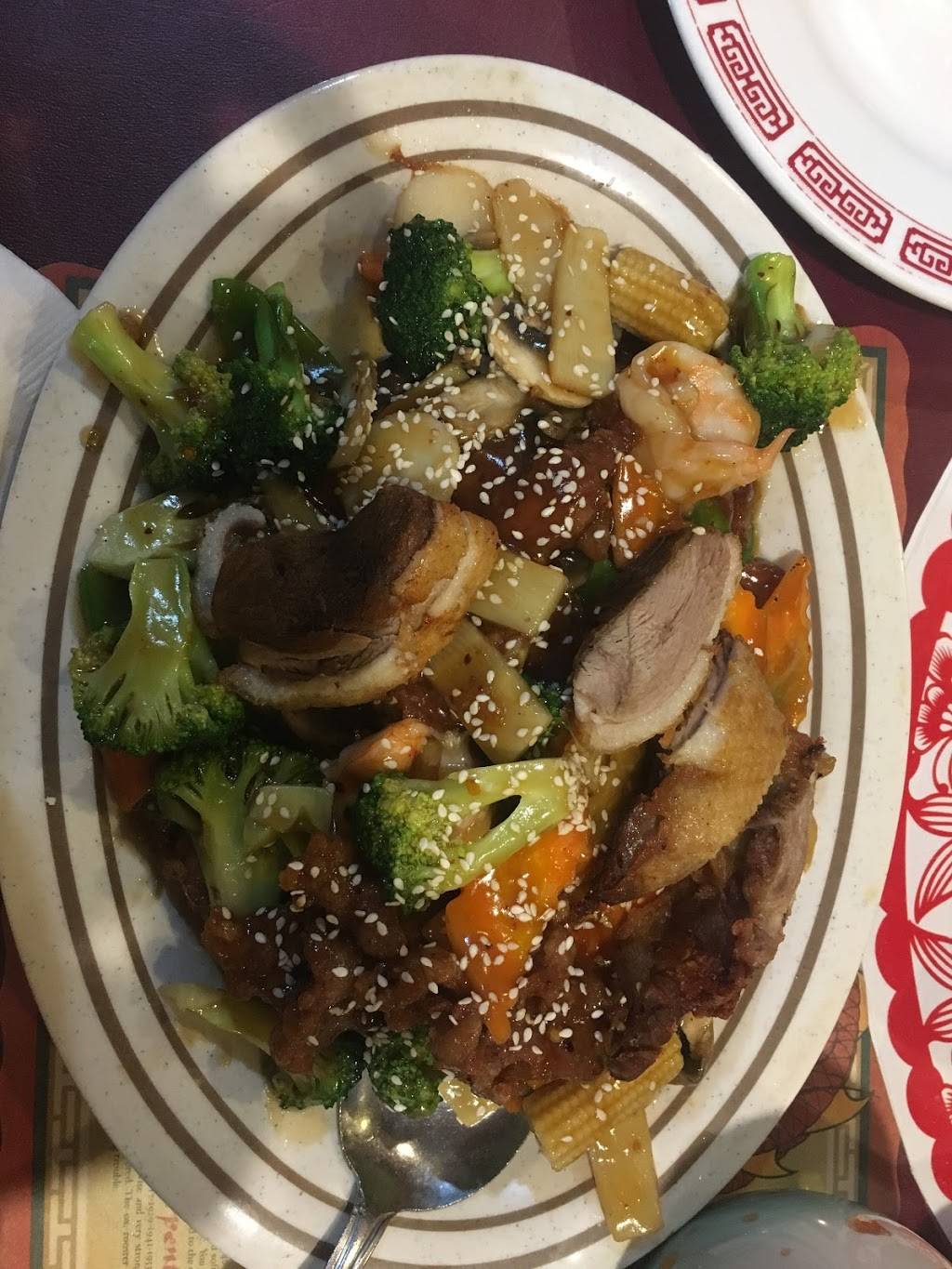 Full Moon House | restaurant | 17 N Rend Lake Rd, Benton, IL 62812, USA | 6184354333 OR +1 618-435-4333