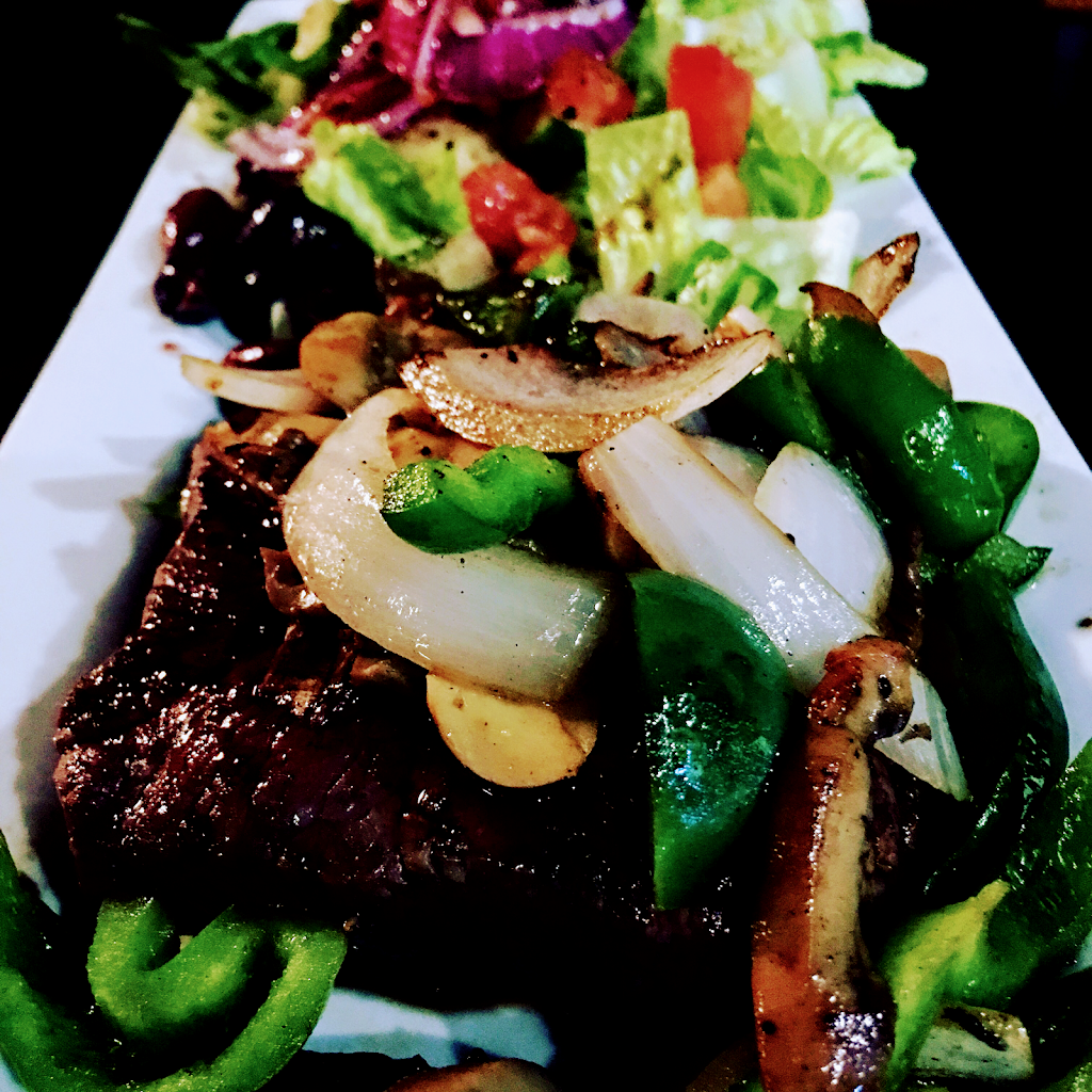 The Brew House | restaurant | 201 N Main St, Farmville, VA 23901, USA | 4343942207 OR +1 434-394-2207