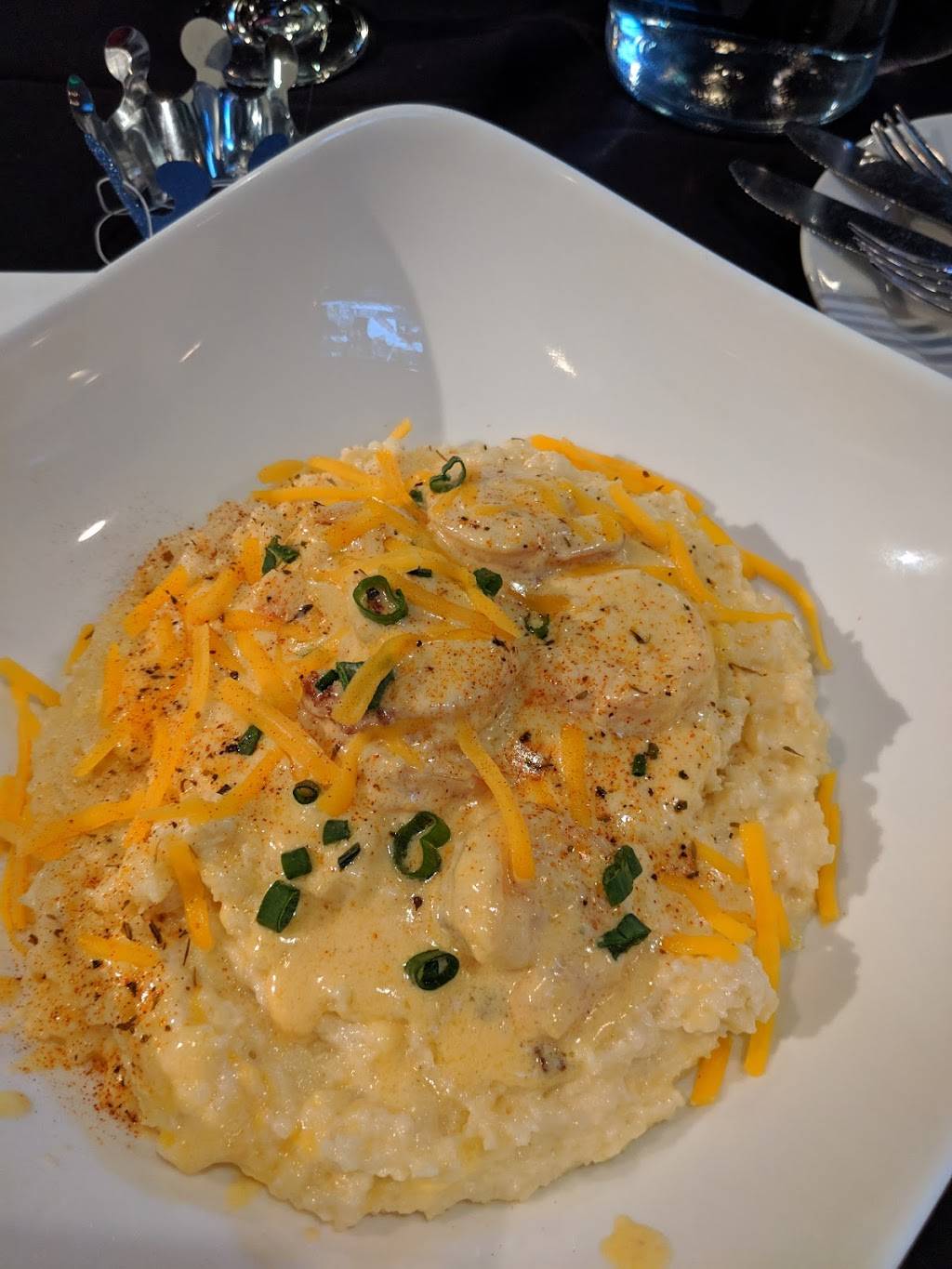 Essence Restaurant & Lounge | restaurant | 3829 6th Ave, Tacoma, WA 98406, USA | 2535030276 OR +1 253-503-0276