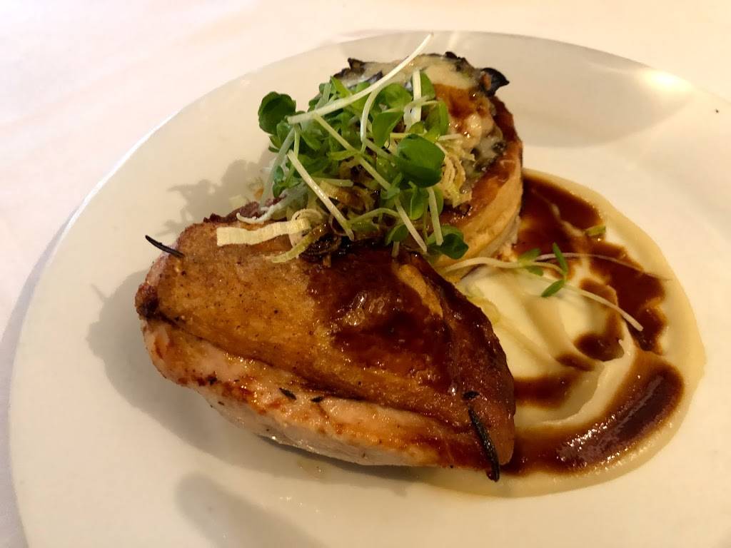 Sixthirtynine | restaurant | 639 Peel St, Woodstock, ON N4S 1K9, Canada | 5195369602 OR +1 519-536-9602