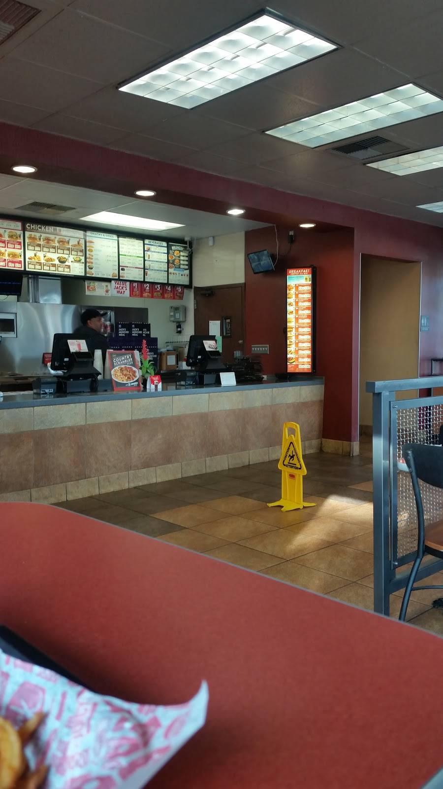 Jack in the Box | restaurant | 1335 N Dudley St, Pomona, CA 91768, USA | 9096221004 OR +1 909-622-1004