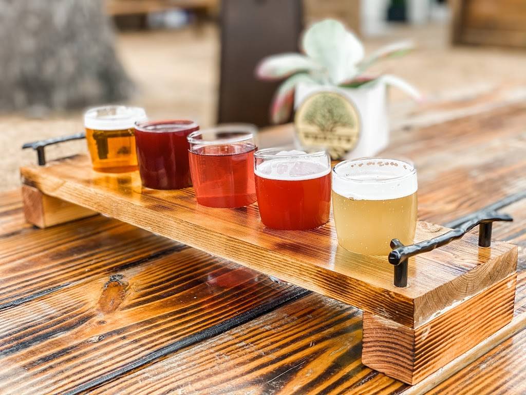 Thrive Craft House | restaurant | 519 W 37th St, Austin, TX 78705, USA | 5125025346 OR +1 512-502-5346