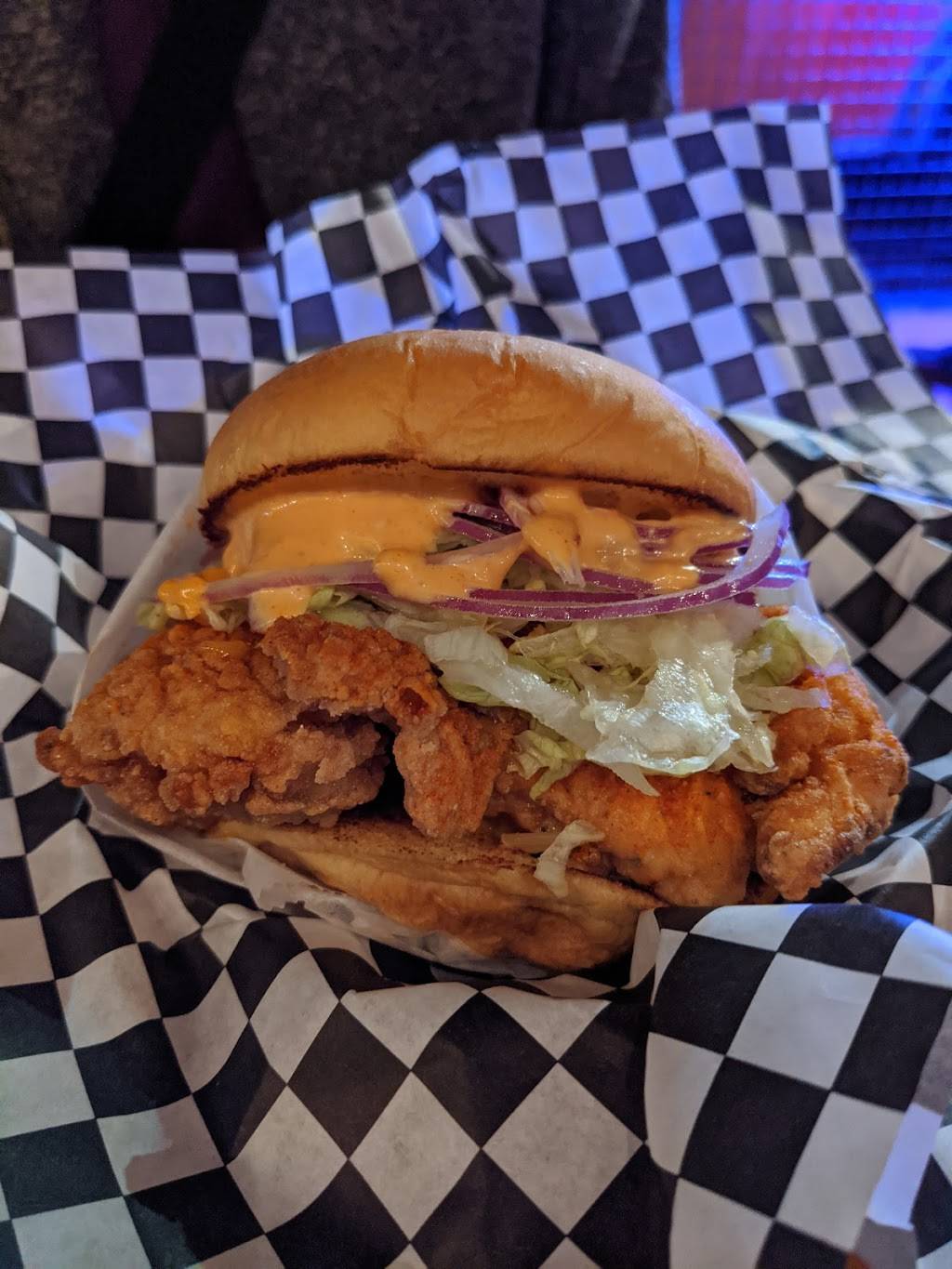 Golden Tiger | restaurant | 1816 E 6th St, Austin, TX 78702, USA | 5123876503 OR +1 512-387-6503