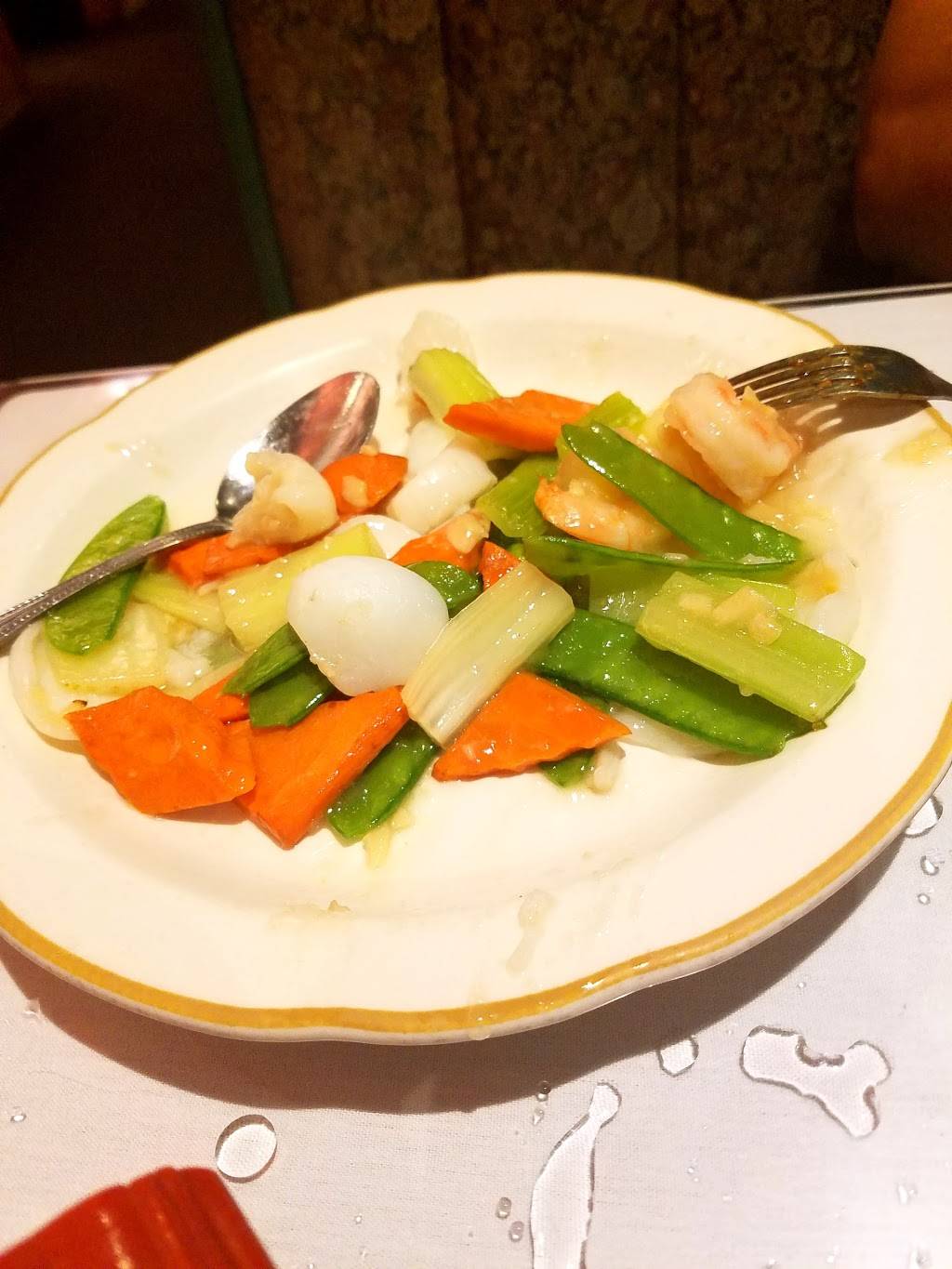 China Palace Restaurant | restaurant | 5052 West Ln, Stockton, CA 95210, USA | 2099550888 OR +1 209-955-0888