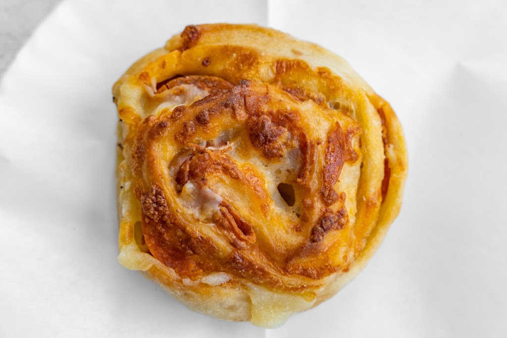 Monte Pizza | meal delivery | 360 E 188th St, Bronx, NY 10458, USA | 7182203938 OR +1 718-220-3938