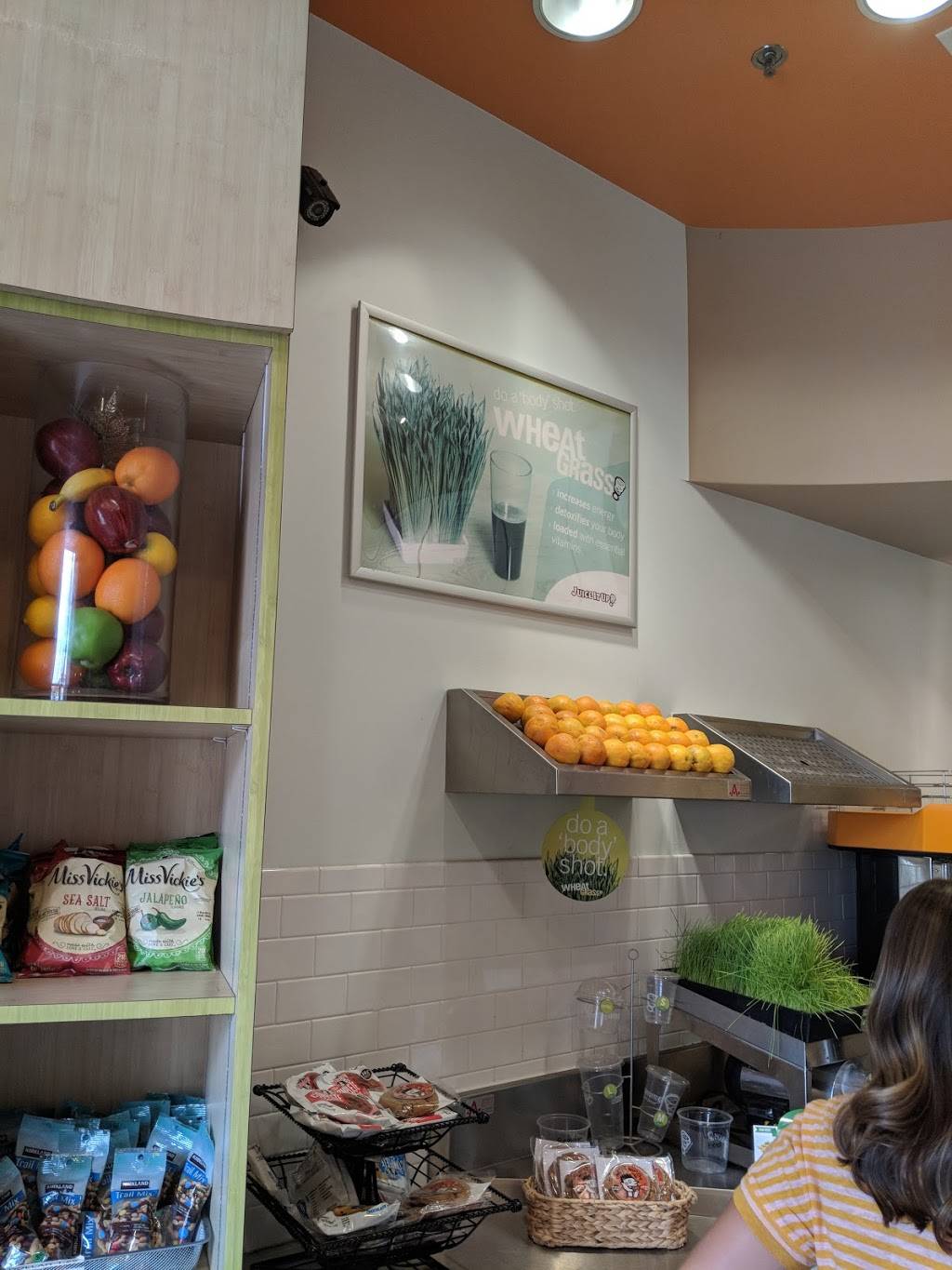 Juice It Up! | restaurant | 28164 Newhall Ranch Rd, Valencia, CA 91355, USA | 6612956725 OR +1 661-295-6725