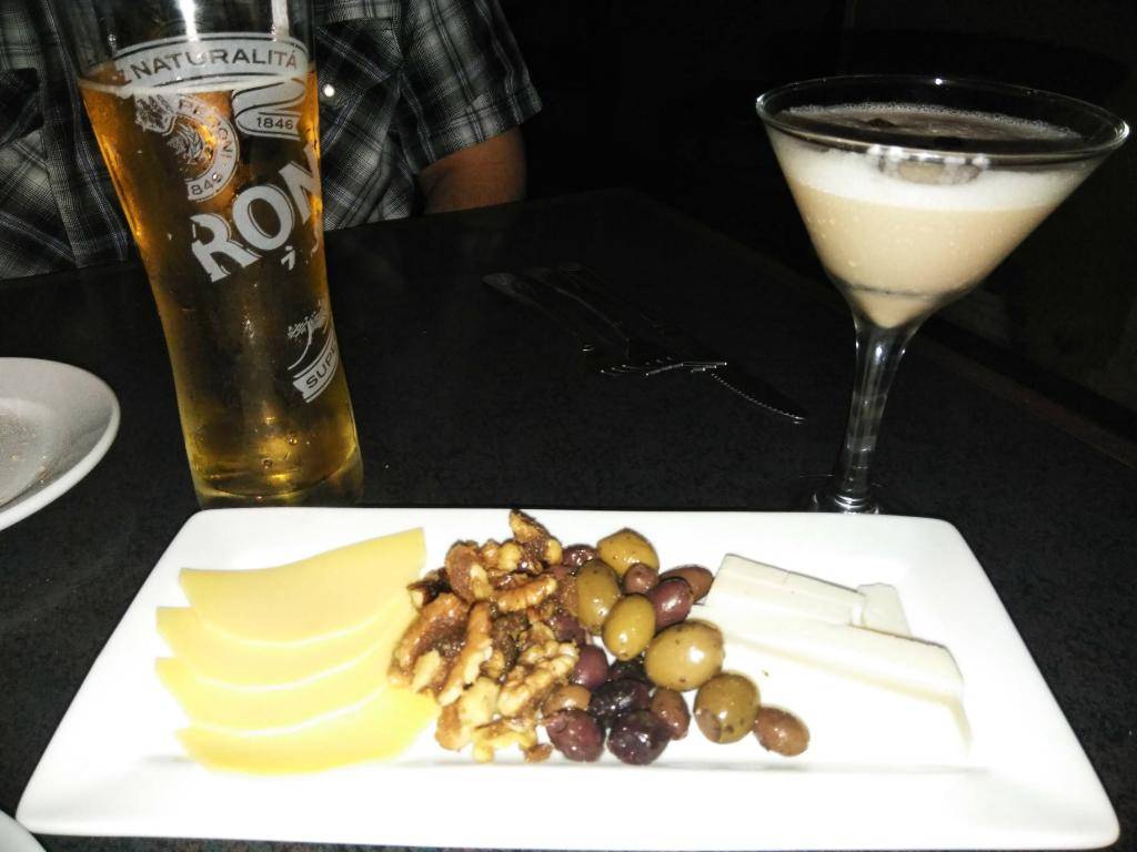 Bella Luna Ristorante | restaurant | 14175 W Indian School Rd A4, Goodyear, AZ 85395, USA | 6235354642 OR +1 623-535-4642