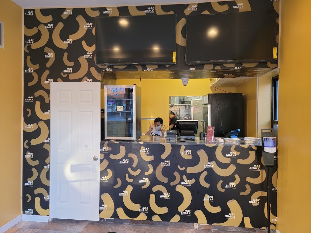 Mac Shack | restaurant | 320 Malcolm X Blvd, Brooklyn, NY 11233, USA | 7182109603 OR +1 718-210-9603