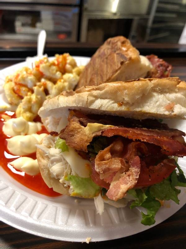 Sandwich da Marco | restaurant | 8758 Boul Langelier, Saint-Léonard, QC H1P 3C6, Canada | 5143232994 OR +1 514-323-2994