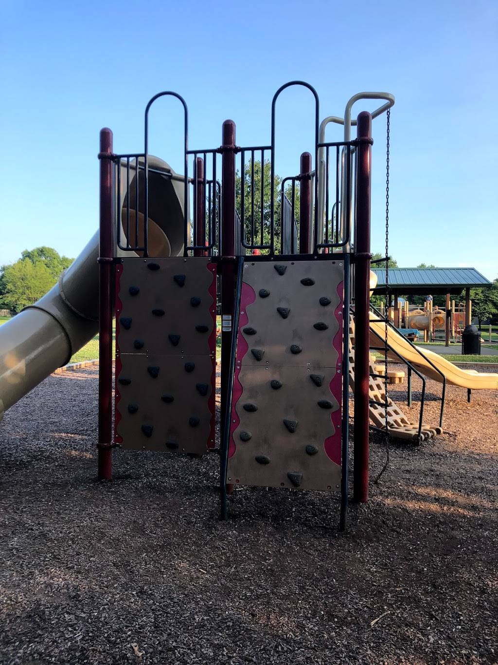 Carey Grove Park | restaurant | 14001 Carey Rd, Carmel, IN 46032, USA | 3178487275 OR +1 317-848-7275