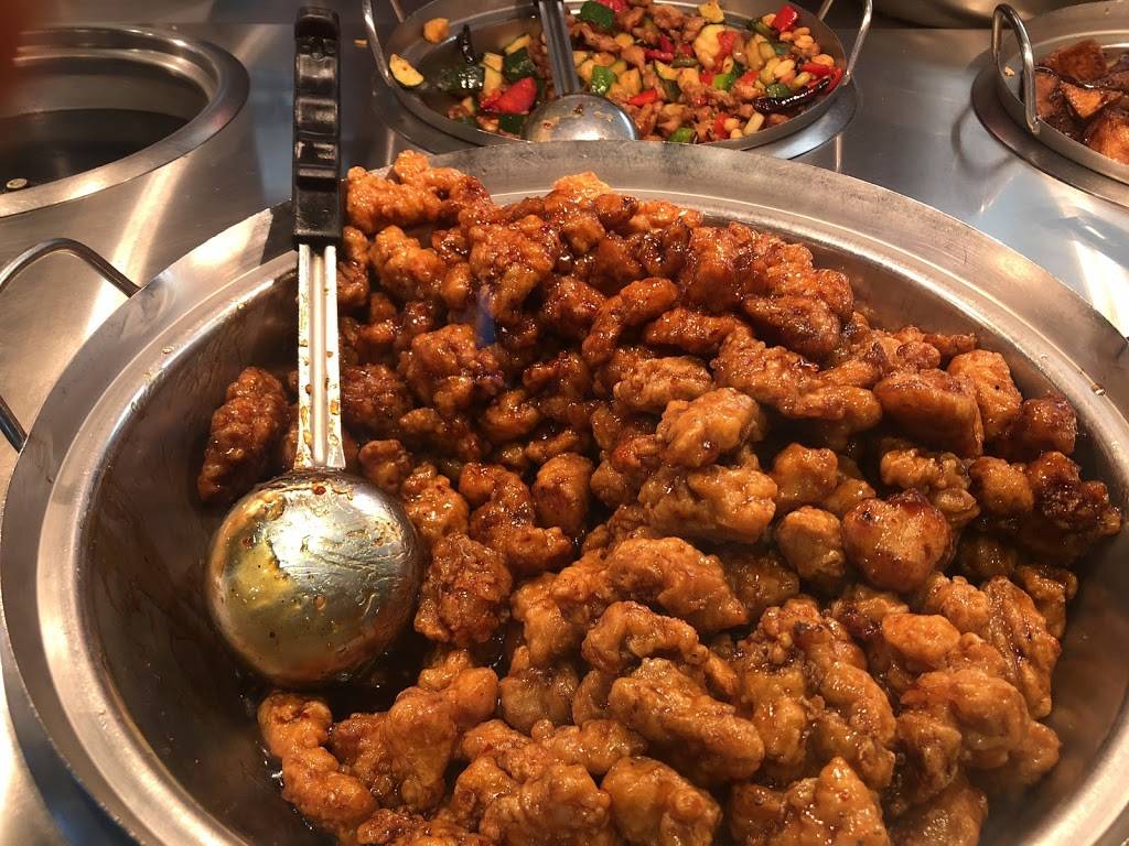 Panda Express | meal takeaway | 6859 Topanga Canyon Blvd, Canoga Park, CA 91303, USA | 8183409660 OR +1 818-340-9660