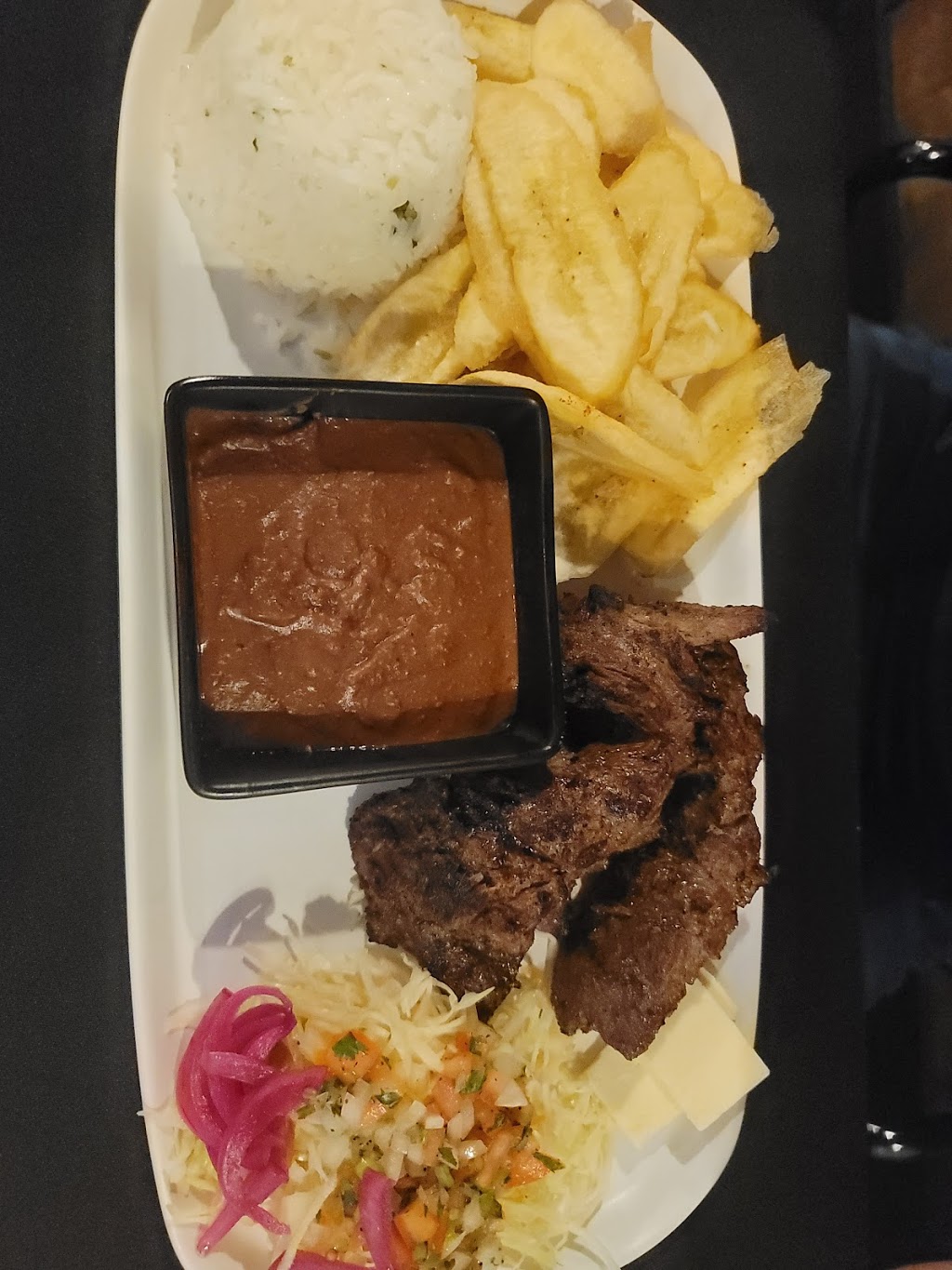 Casa Lenca Restaurante | cafe | 4050 W 12th Ave, Hialeah, FL 33012, USA | 3054326119 OR +1 305-432-6119