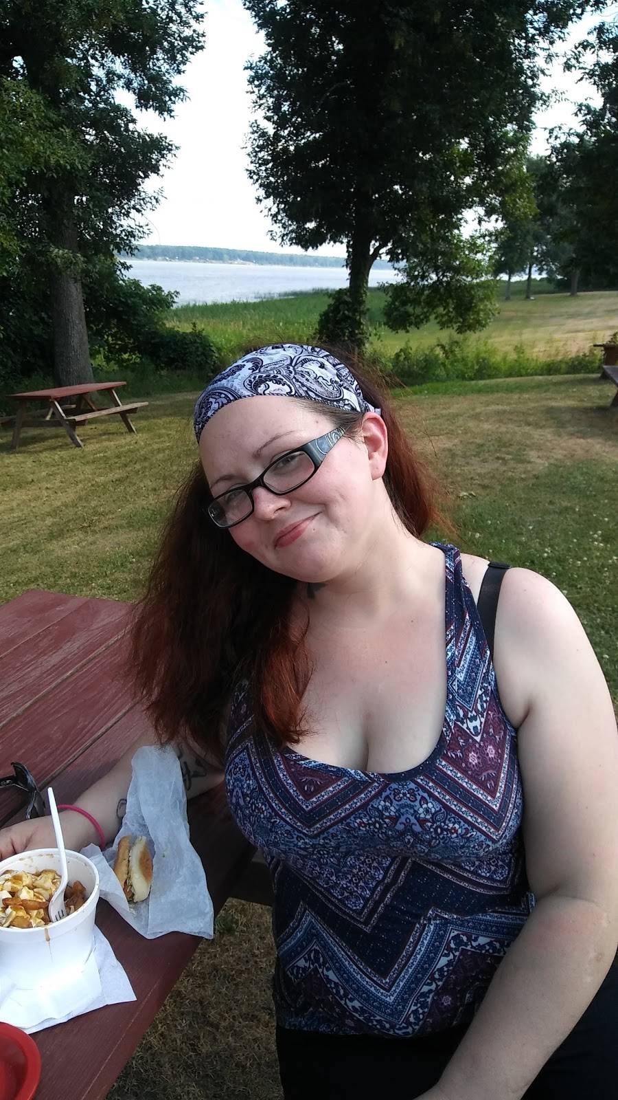 Casse Croute Chez Cocotte | restaurant | 532 Grande Côte E, Lanoraie, QC J0K 1E0, Canada | 4508032476 OR +1 450-803-2476