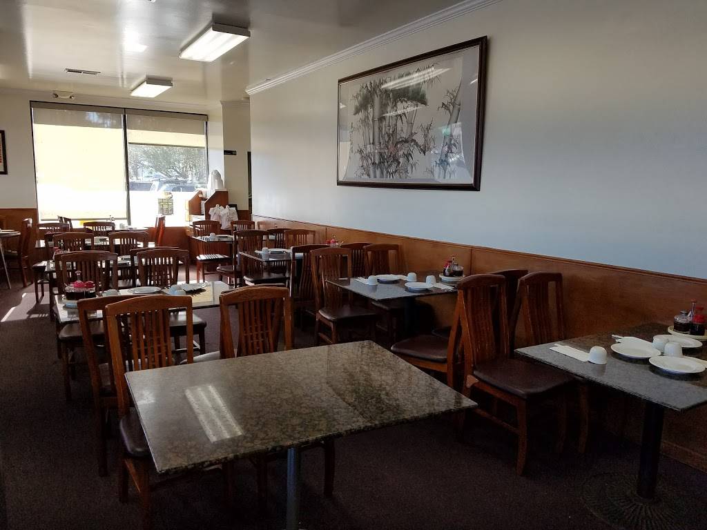 Mr Fong BBQ & Noodles | restaurant | 950 King Dr #101, Daly City, CA 94015, USA | 6508788882 OR +1 650-878-8882