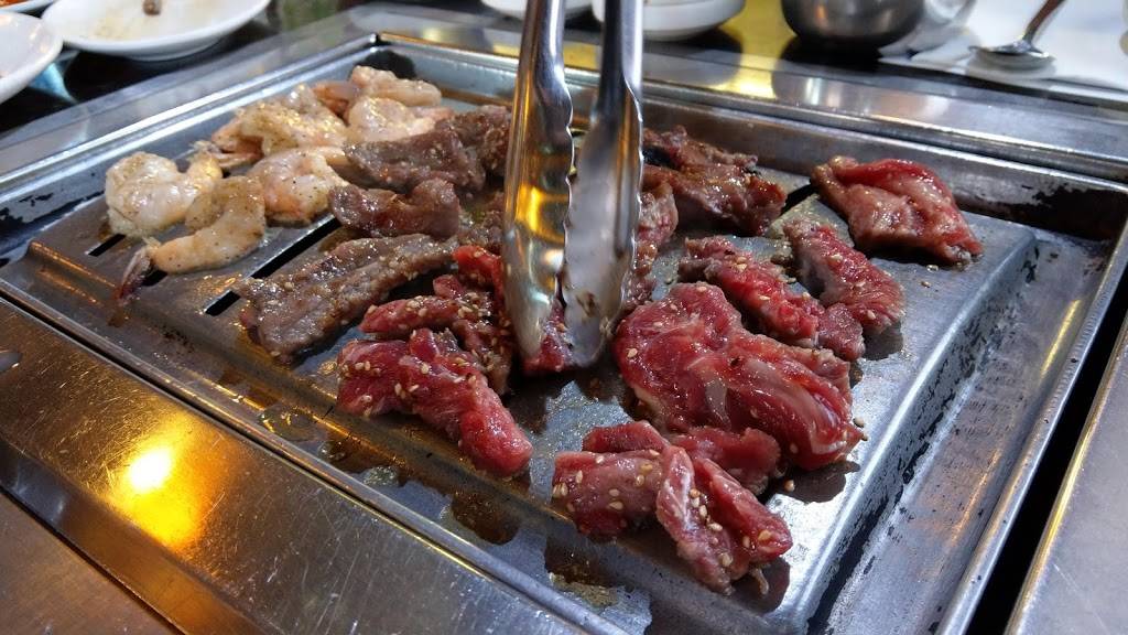 Bak Kung | restaurant | 3700 W Olympic Blvd, Los Angeles, CA 90019, USA | 3237349292 OR +1 323-734-9292