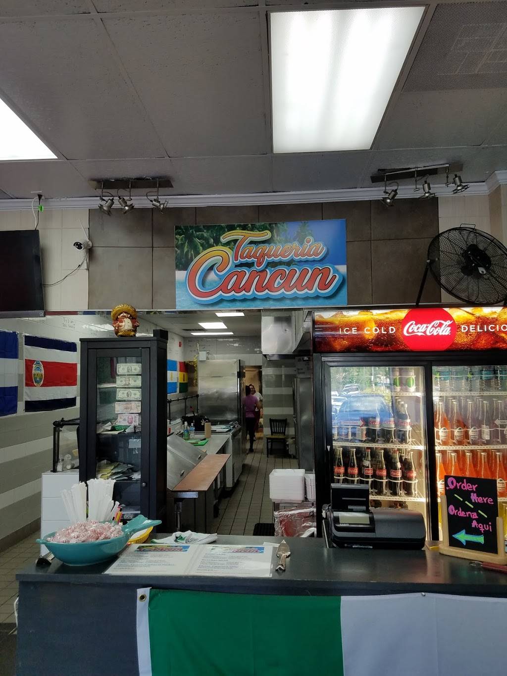 Taqueria Cancun | restaurant | 7810 Lee Hwy, Falls Church, VA 22043, USA | 7034156582 OR +1 703-415-6582