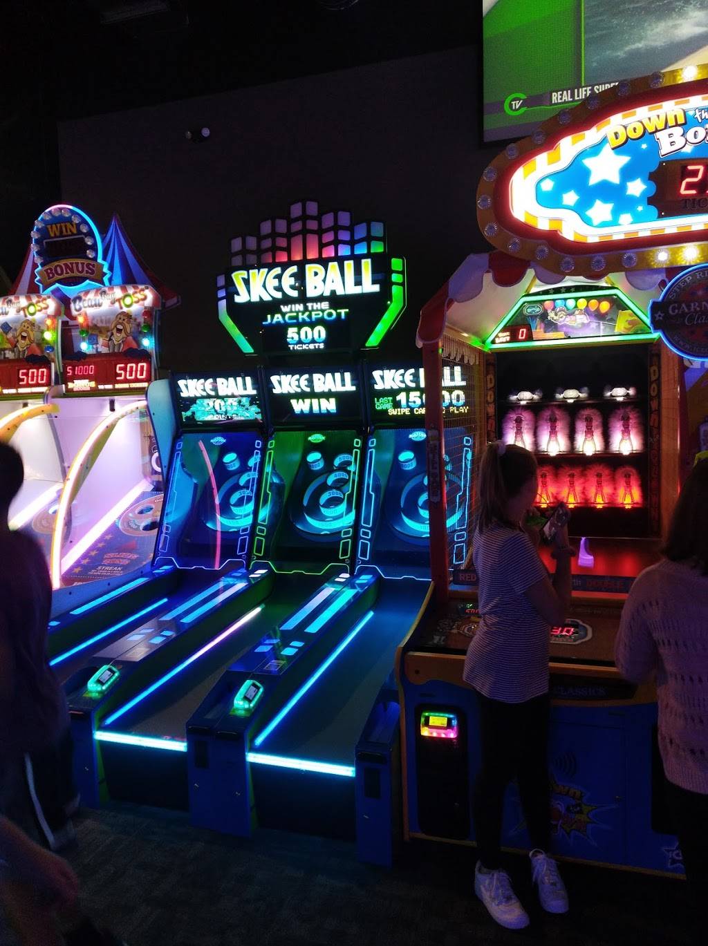 PiNZ Bowl | restaurant | 8555 Seneca Turnpike, New Hartford, NY 13413, USA | 3157374100 OR +1 315-737-4100