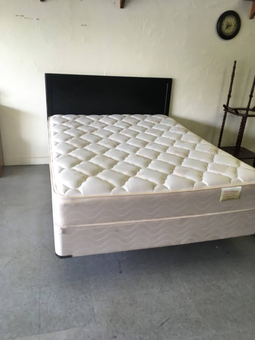 Kings deli | restaurant | 2117 Bemiss Rd, Valdosta, GA 31602, USA | 2292933385 OR +1 229-293-3385