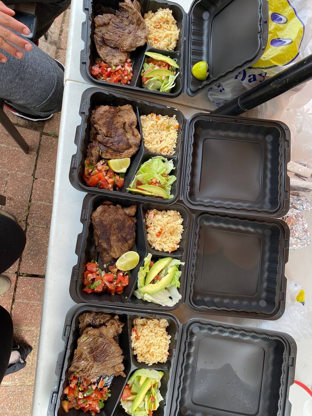 La Migueleña Food Truck | restaurant | 8223 Philadelphia Rd, Rosedale, MD 21237, USA | 4434004896 OR +1 443-400-4896