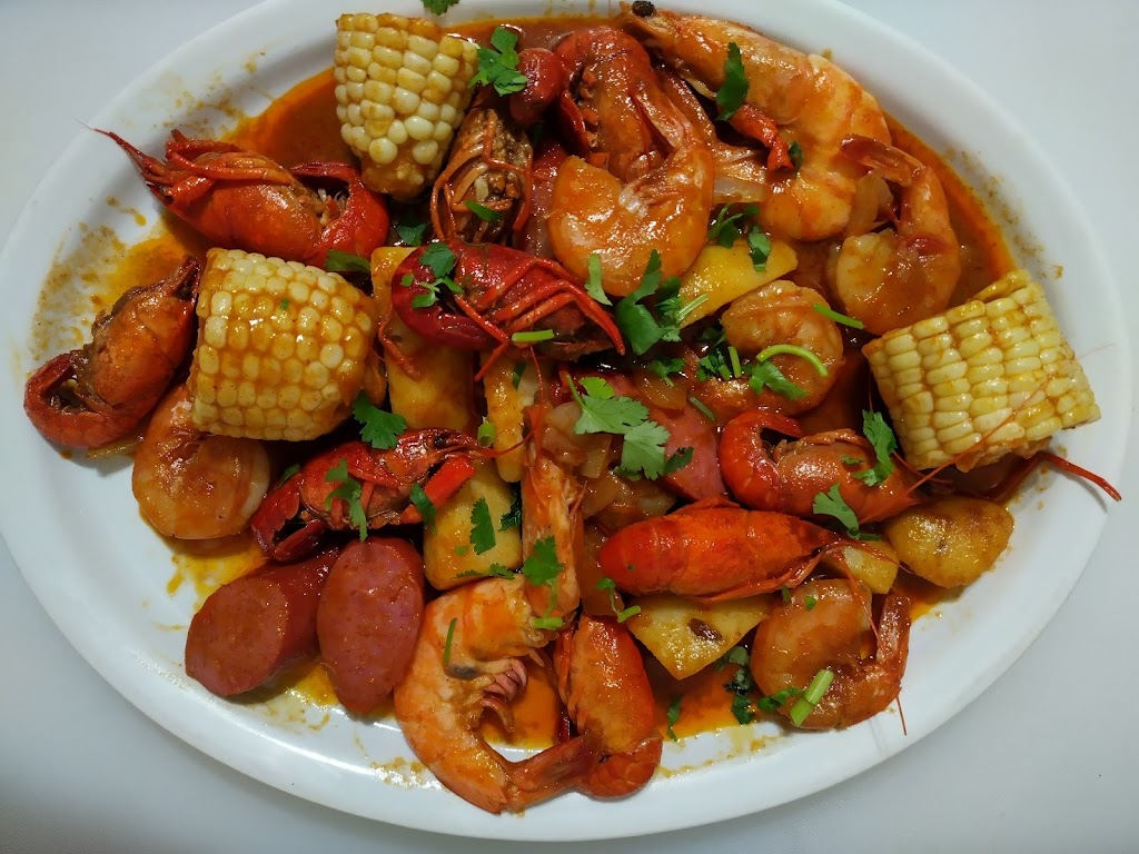 Phets Kitchen Pho & BBQ | restaurant | 590 Main St, Weed, CA 96094, USA | 5304080540 OR +1 530-408-0540