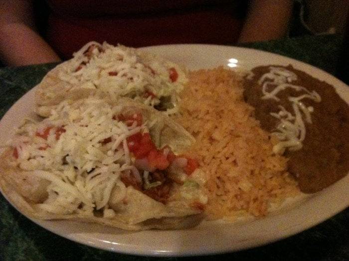 Amigos Pizza & Taco | restaurant | 325 S Schmale Rd, Carol Stream, IL 60188, USA | 6304620660 OR +1 630-462-0660