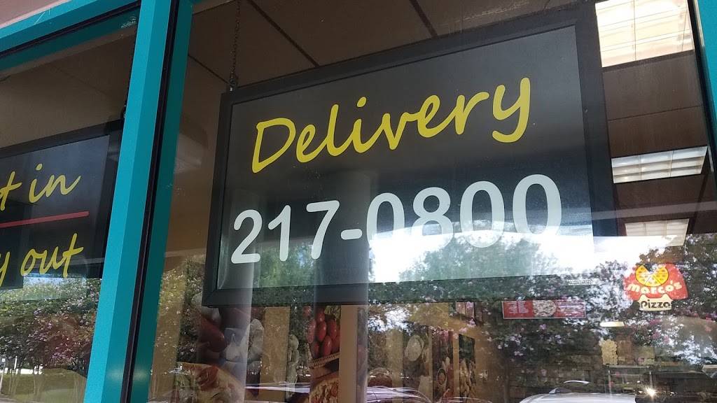 Marcos Pizza | meal delivery | 16220 Indian Trace, Weston, FL 33326, USA | 9542170800 OR +1 954-217-0800