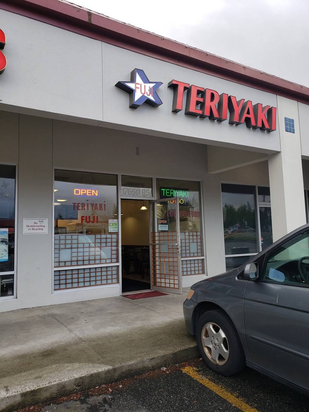Fuji Teriyaki | restaurant | 17650 140th Ave SE, Renton, WA 98058, USA | 4252283422 OR +1 425-228-3422