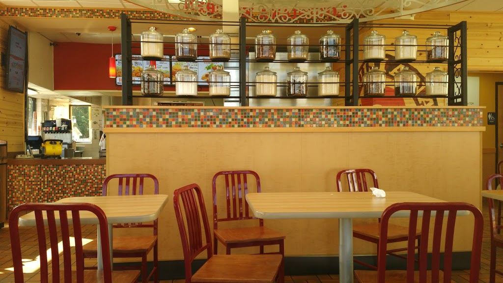 Popeyes Louisiana Kitchen | restaurant | 711 N Navy Blvd, Pensacola, FL 32507, USA | 8504551430 OR +1 850-455-1430