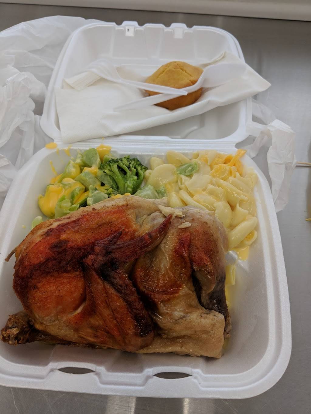 Memphis Best Soul Food | restaurant | 1499 S 3rd St, Memphis, TN 38106, USA | 9019464303 OR +1 901-946-4303