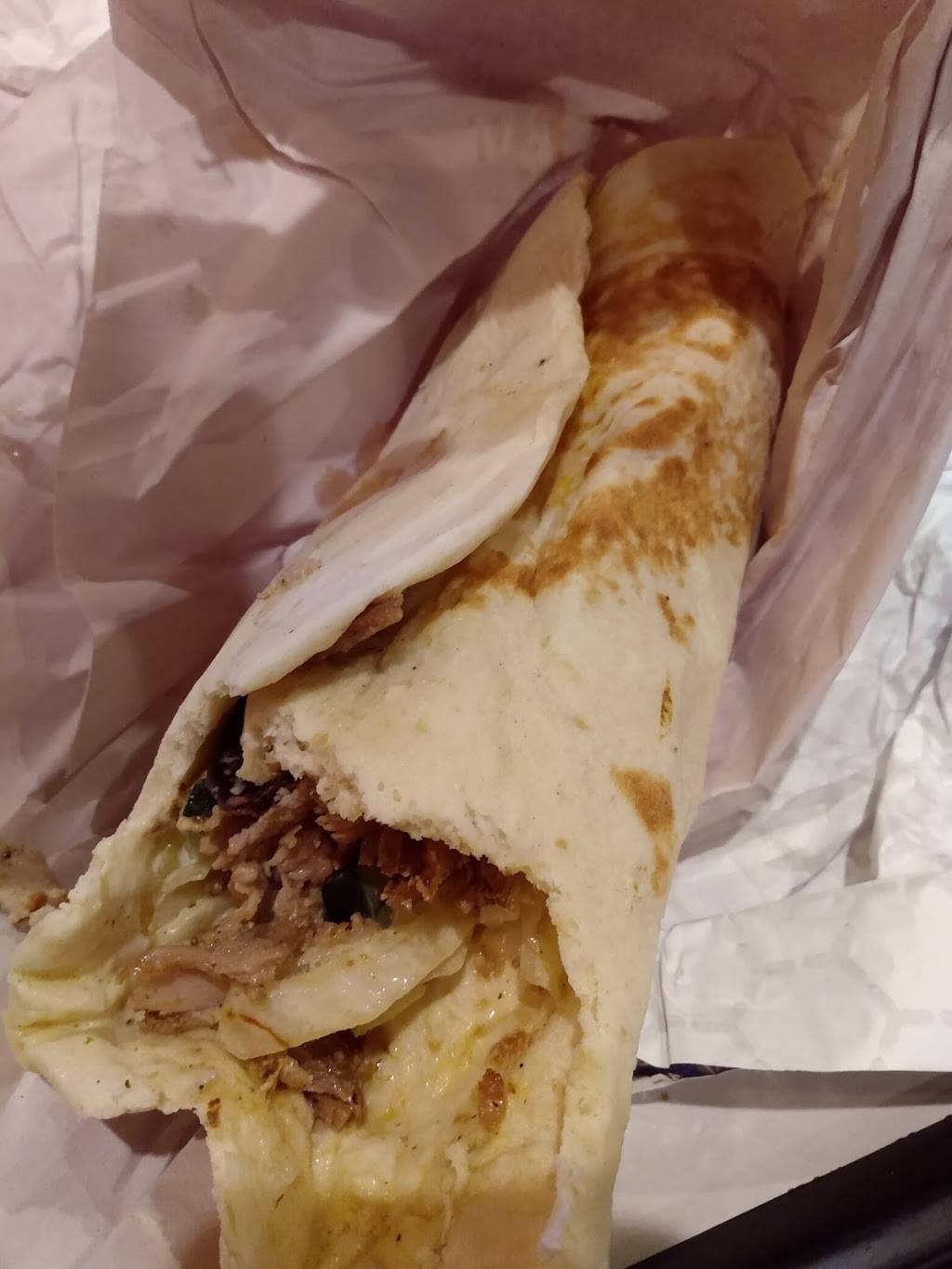 Yesh Hummus and Grill | restaurant | 607 Reisterstown Rd, Pikesville, MD 21208, USA | 4104849374 OR +1 410-484-9374