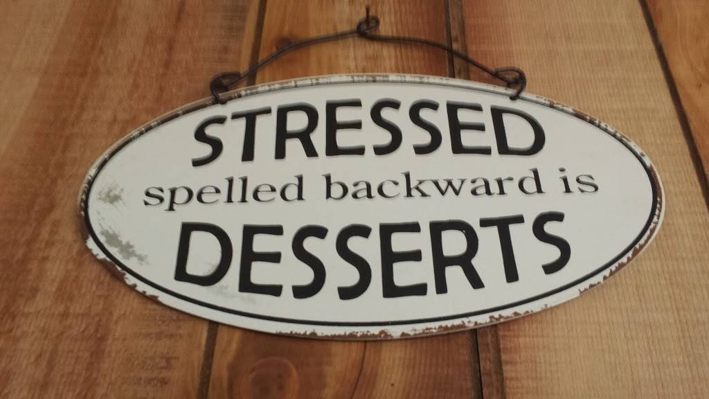 Den | restaurant | 679 Camden Ave, Monongah, WV 26554, USA | 3045349812 OR +1 304-534-9812