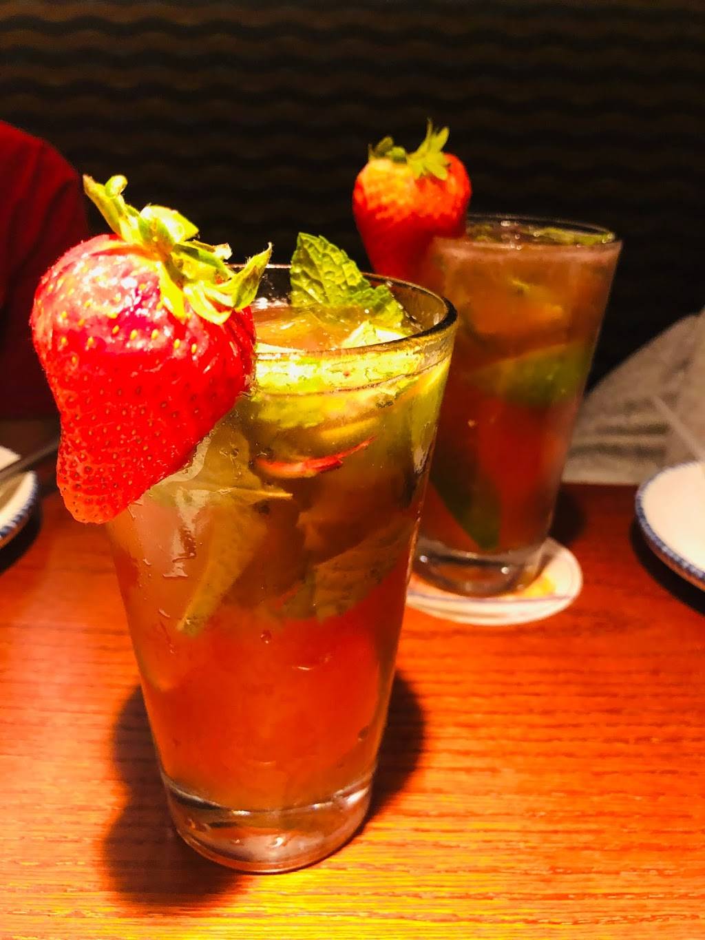 Red Lobster | restaurant | 2040 Edinboro Rd, Erie, PA 16509, USA | 8148687506 OR +1 814-868-7506