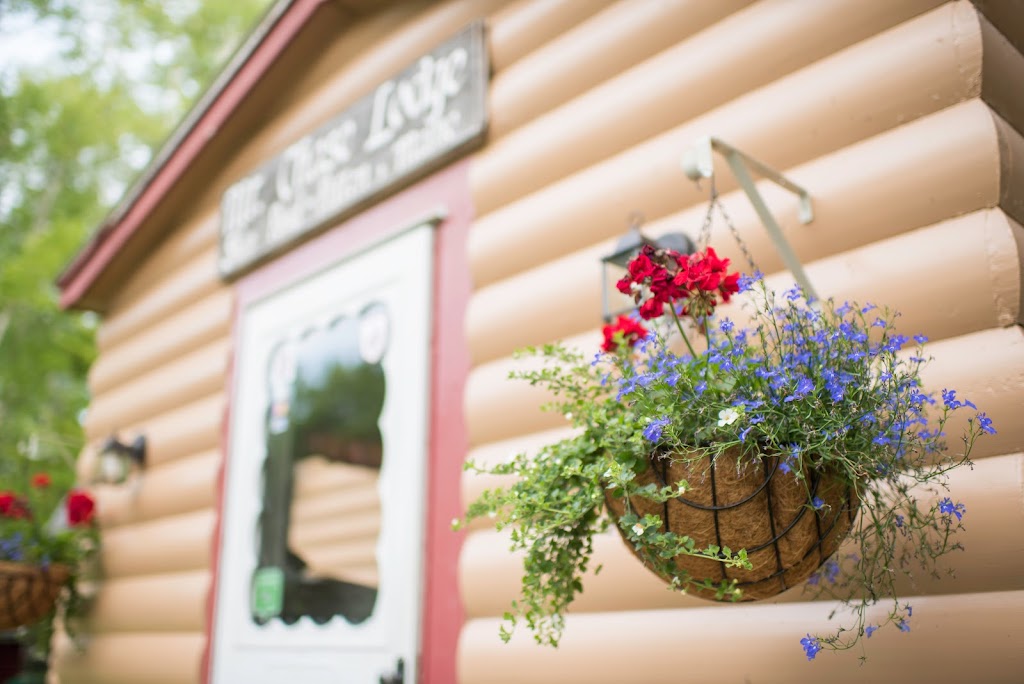 Mt. Chase Lodge | restaurant | 1517 Shin Pond Rd, Patten, ME 04765, USA | 2075282183 OR +1 207-528-2183