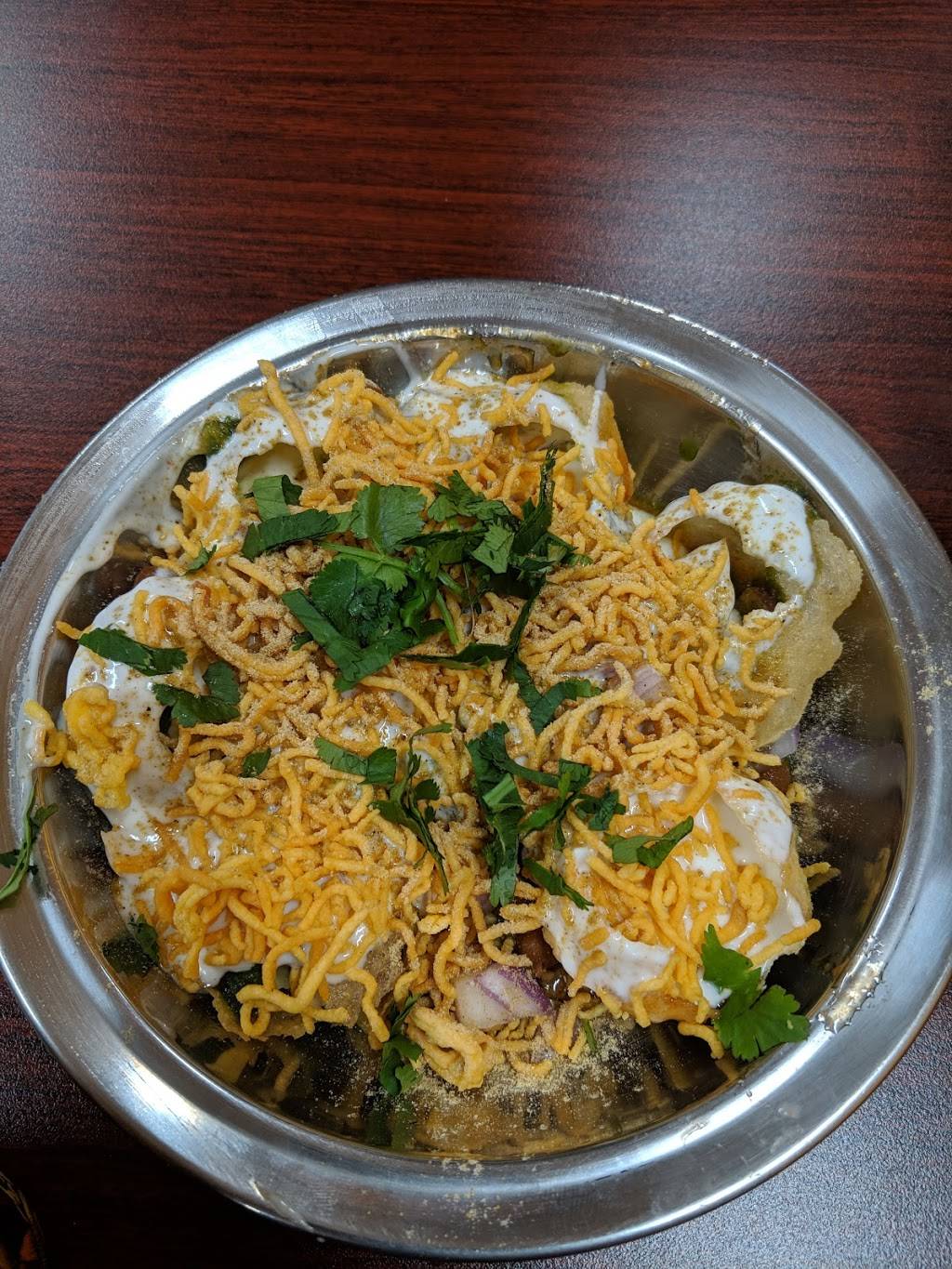 Radhe Chaat | restaurant | 934 E El Camino Real, Sunnyvale, CA 94087, USA | 4085429280 OR +1 408-542-9280