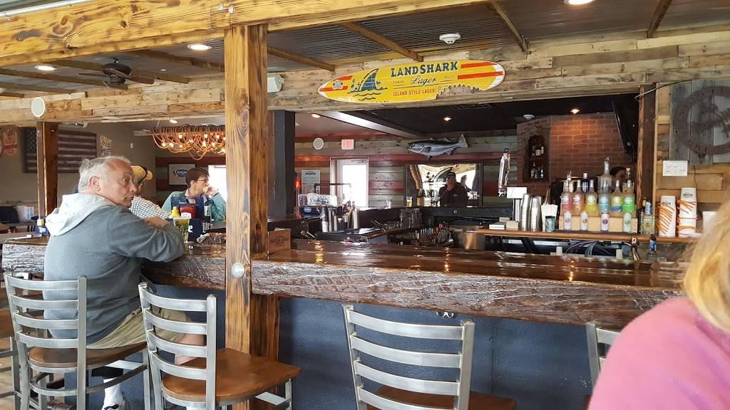 Breezes Dock Bar & Grill | restaurant | 5724 U.S. 9, Tuckerton, NJ 08087, USA | 6092960372 OR +1 609-296-0372
