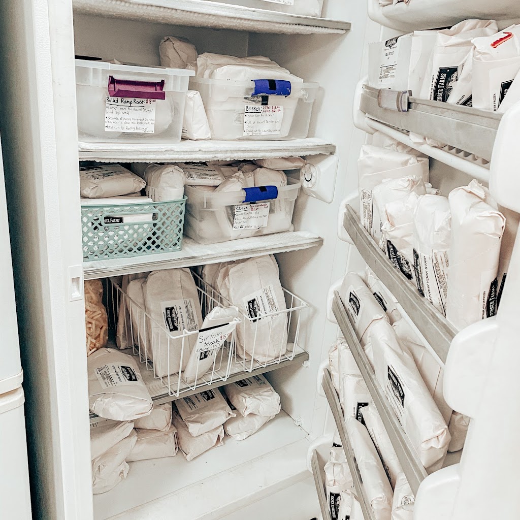 The Feed Store Princeville | restaurant | 128 S Sante Fe Ave, Princeville, IL 61559, USA | 3093853333 OR +1 309-385-3333