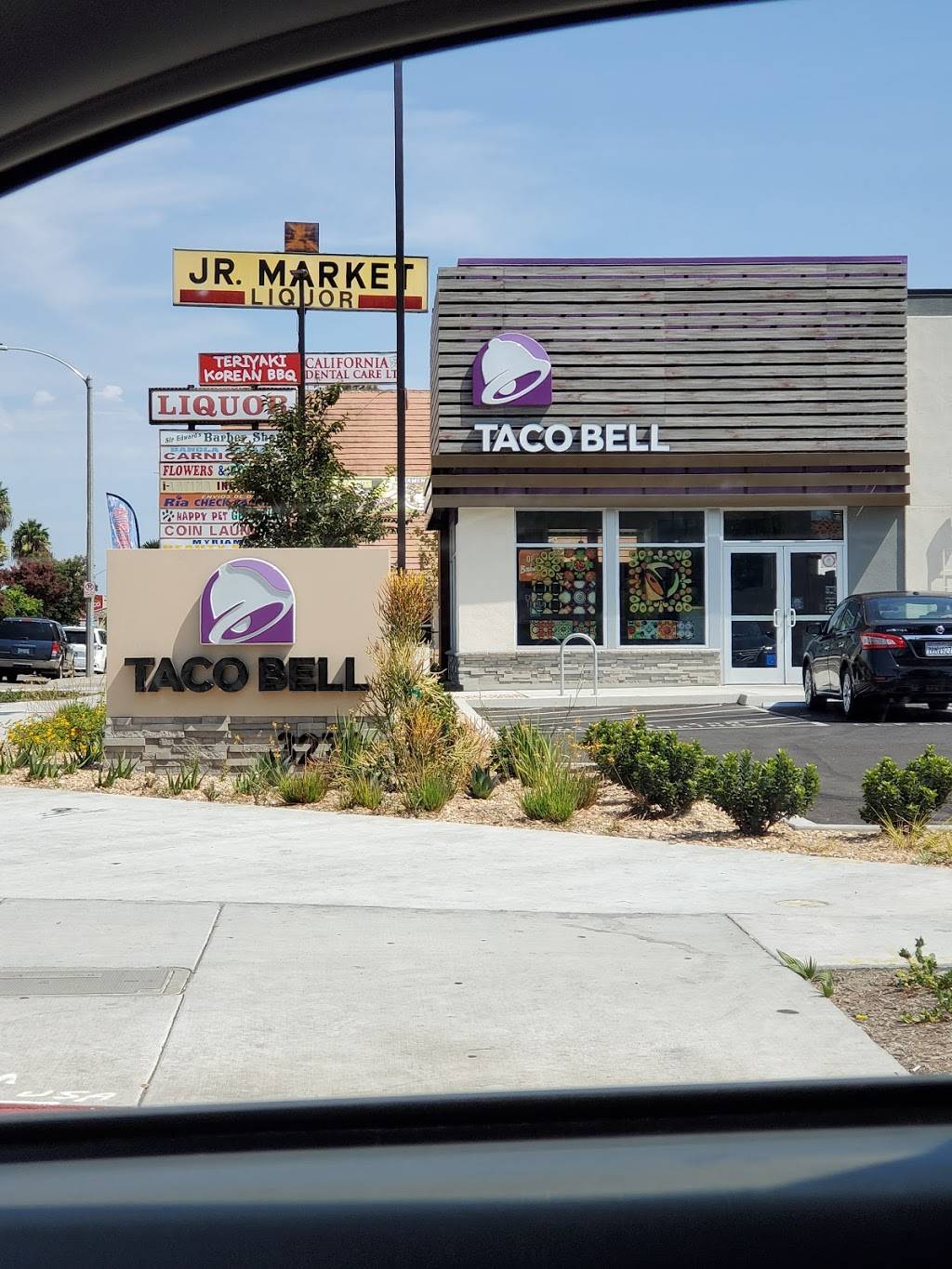Taco Bell | meal takeaway | 3270 W Lincoln Ave, Anaheim, CA 92801, USA | 7148554600 OR +1 714-855-4600