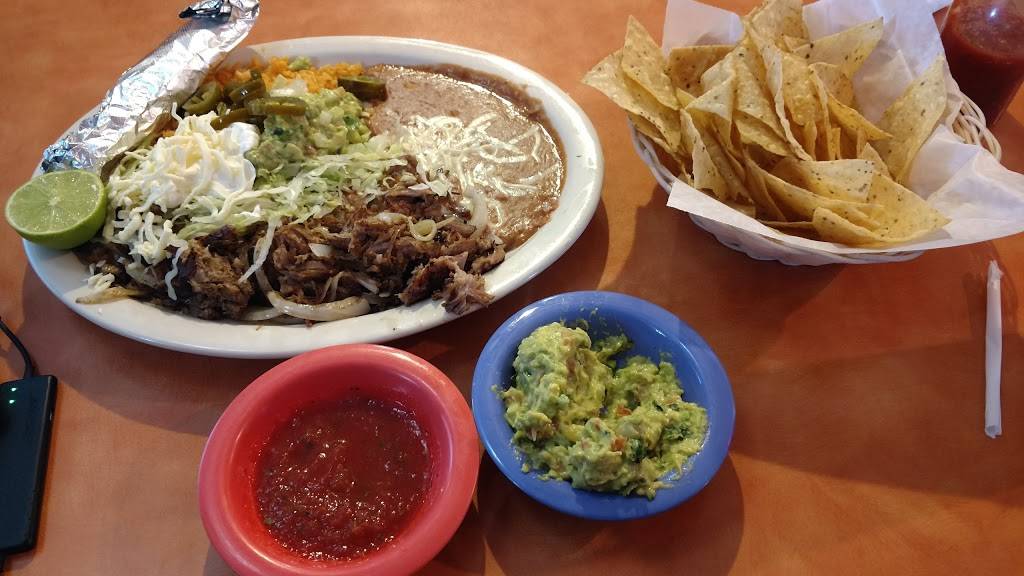 Potros Garcia | restaurant | 2804 N Court St, Ottumwa, IA 52501, USA | 6416821169 OR +1 641-682-1169