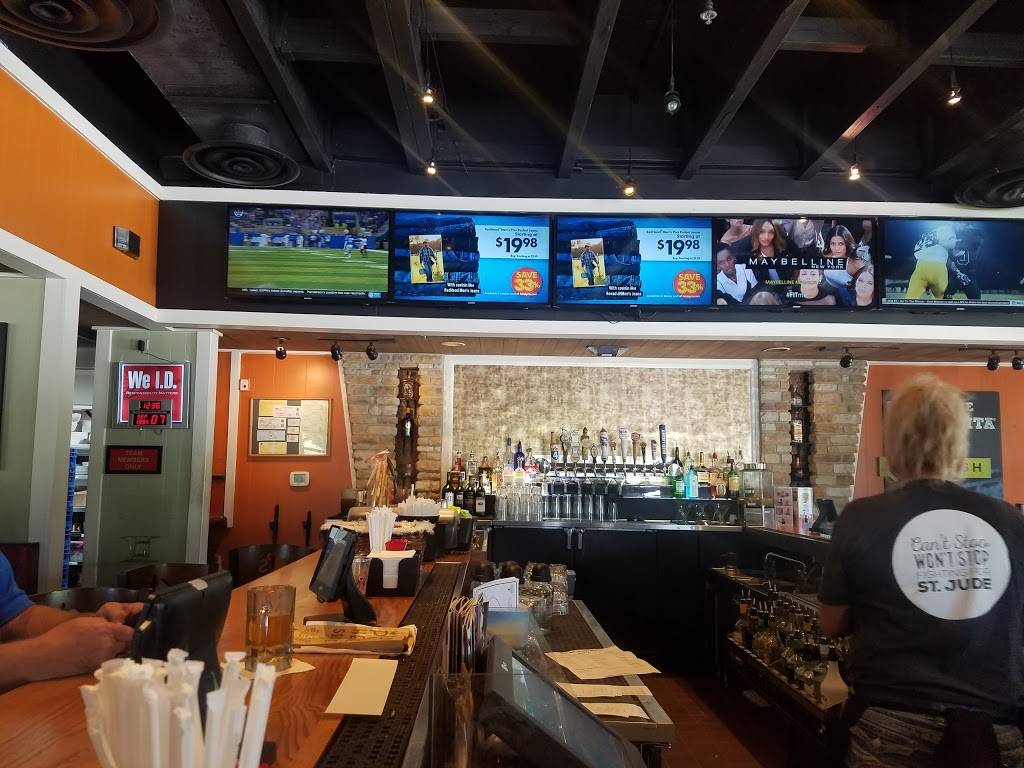 Chilis Grill & Bar | meal takeaway | 1634 W Orange Blossom Trail, Apopka, FL 32712, USA | 4078804957 OR +1 407-880-4957