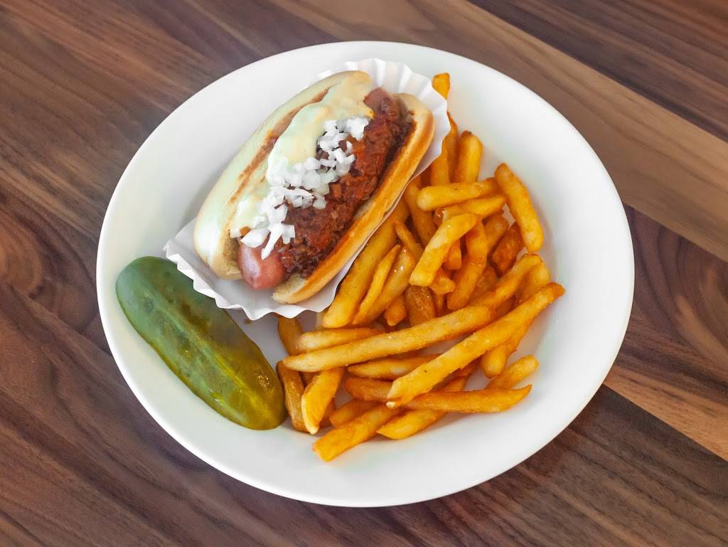 Orchard Creek Golf Course | restaurant | 1117 Meadowbrook Rd, Waynesboro, VA 22980, USA | 5409431131 OR +1 540-943-1131