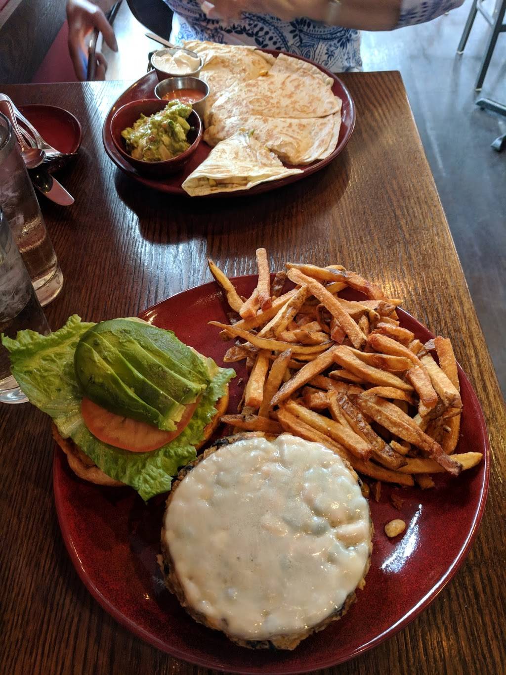 Replay Andersonville | restaurant | 5358 N Clark St, Chicago, IL 60640, USA | 7736541369 OR +1 773-654-1369