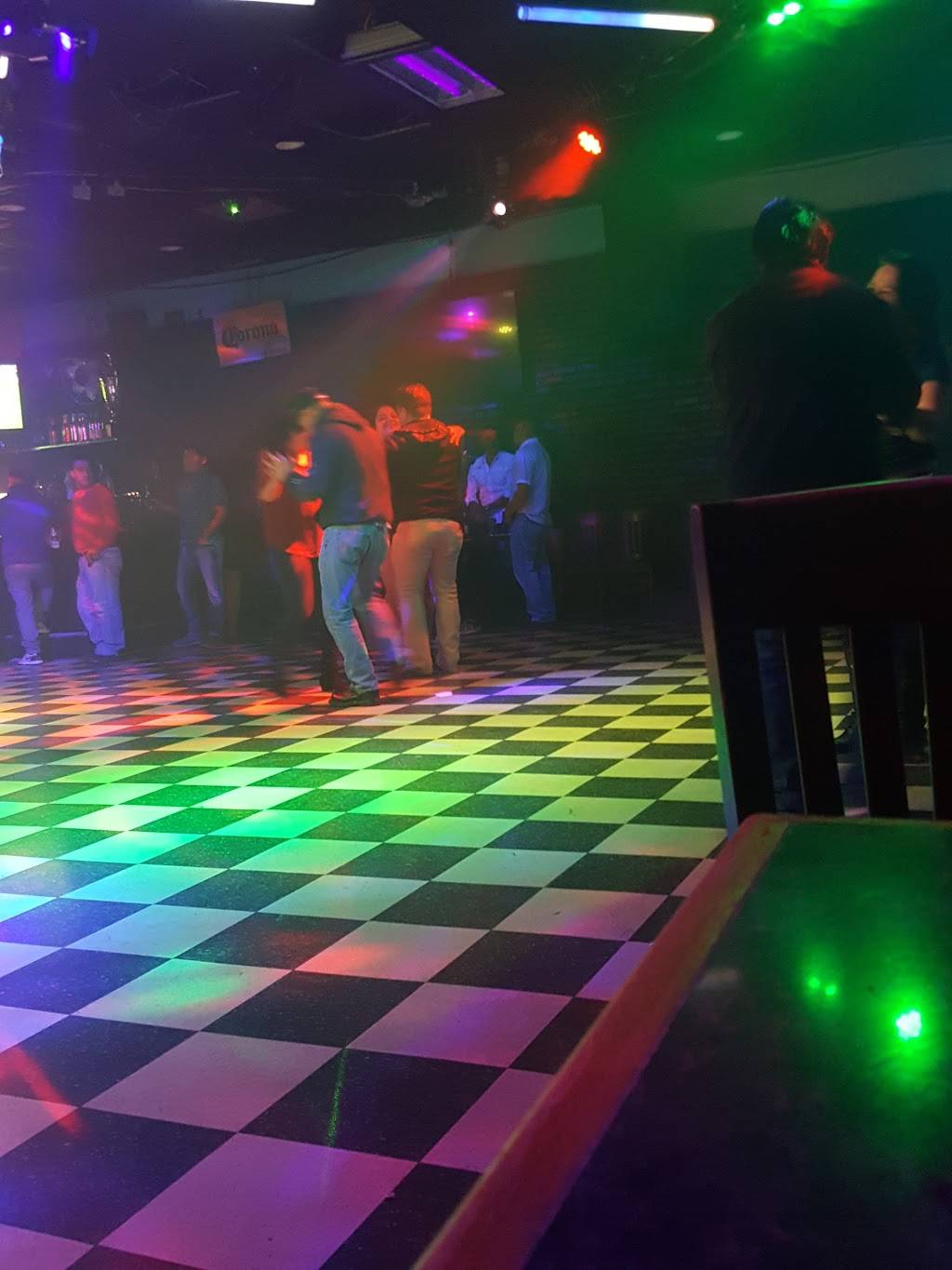 Cuzco Number 2 | restaurant | 2051 University Blvd E, Lewisdale, MD 20782, USA | 3014390044 OR +1 301-439-0044