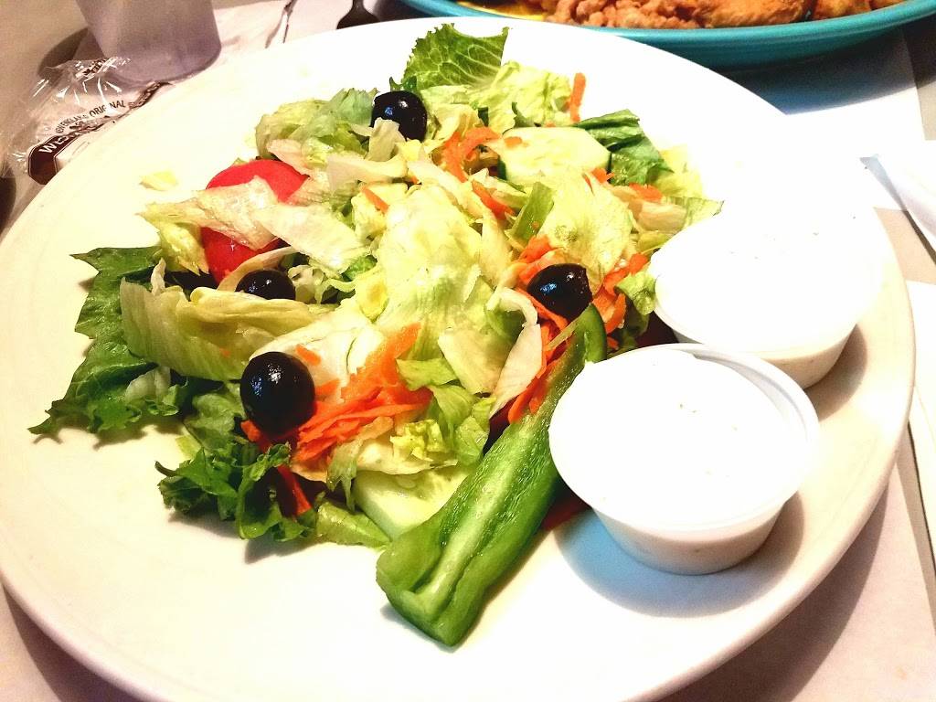 Applewood Restaurant & Bar | restaurant | 820 Farmington Ave, Bristol, CT 06010, USA | 8605897133 OR +1 860-589-7133