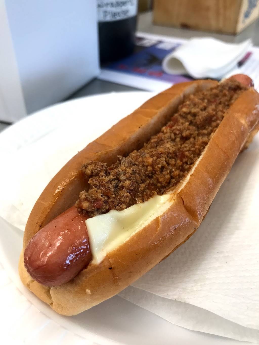 Augie & Rays Drive In | restaurant | 314 Main St, East Hartford, CT 06118, USA | 8605683770 OR +1 860-568-3770