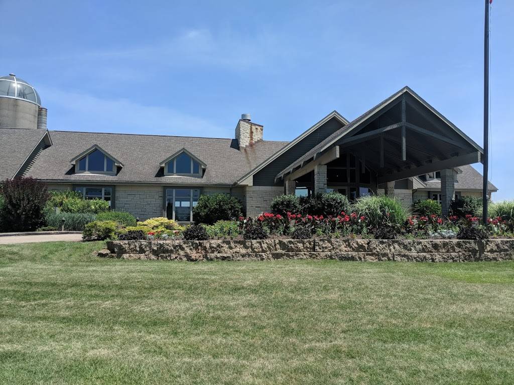 Woodstone Restaurant | restaurant | 444 Eagle Ridge Dr, Galena, IL 61036, USA | 8157765252 OR +1 815-776-5252