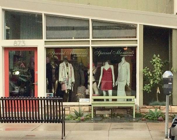 Special Moments Lingerie | restaurant | 873 Vía De La Paz, Pacific Palisades, CA 90272, USA | 3104548199 OR +1 310-454-8199