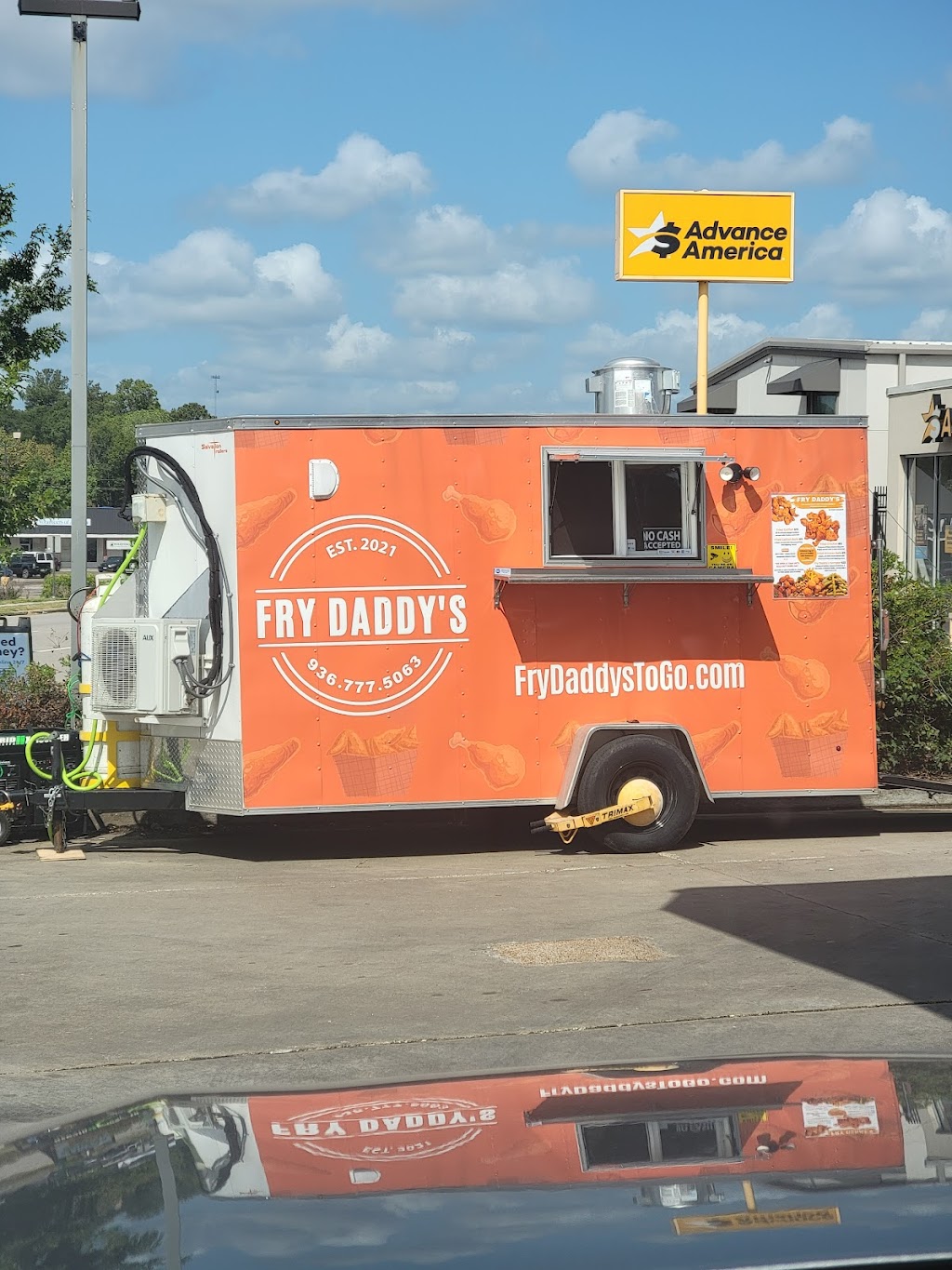 Fry Daddys | restaurant | 403 N Frazier St, Conroe, TX 77301, USA | 9367775063 OR +1 936-777-5063