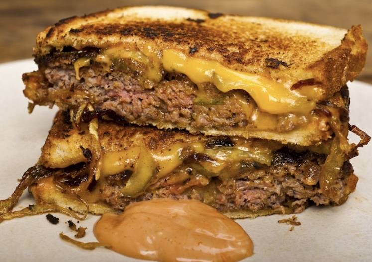 Coaches Burger Bar Austintown | restaurant | 5529 Mahoning Avenue Weston Center Plaza, Austintown, OH 44515, USA | 3303308686 OR +1 330-330-8686